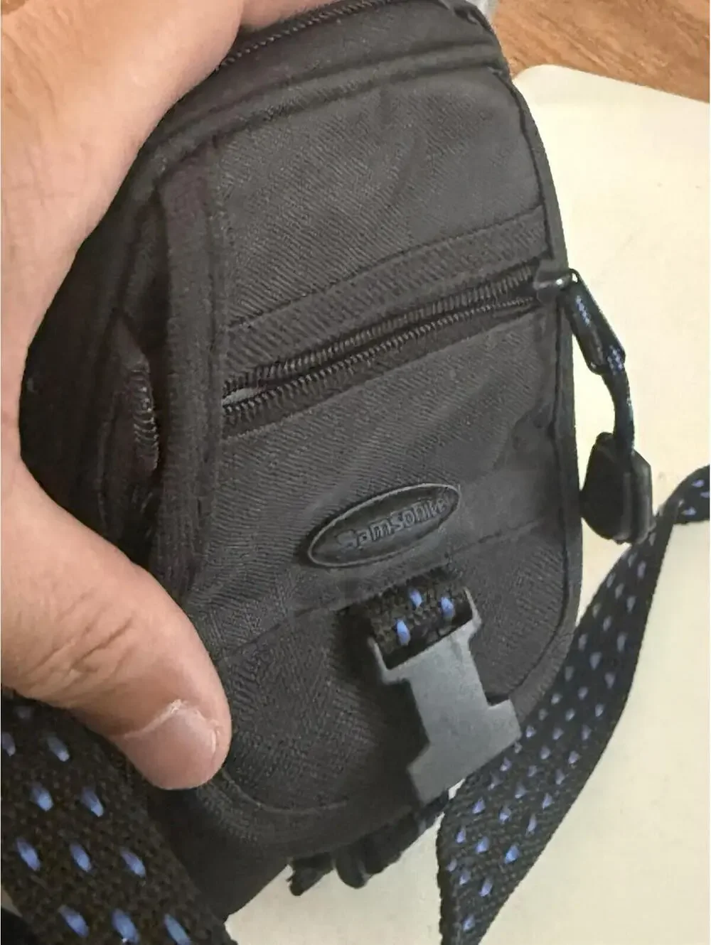 Genuine Samsonite Compact Camera Case Black Adjustable Strap Multiple Pockets